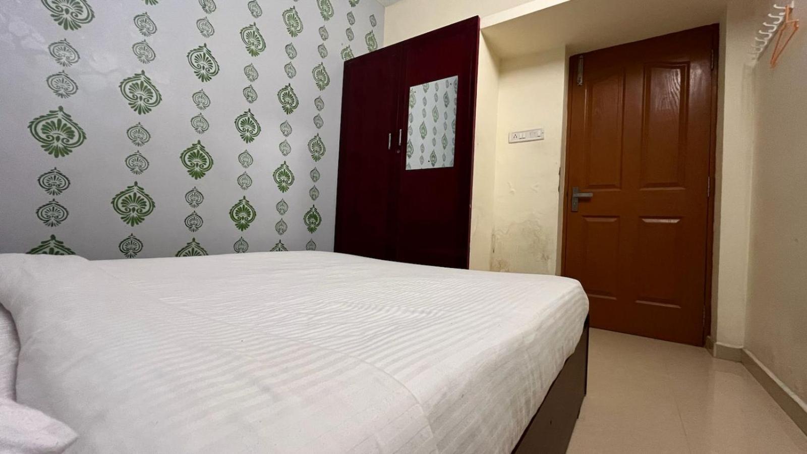 Shri Sai Balavany Residency 퐁디셰리 외부 사진