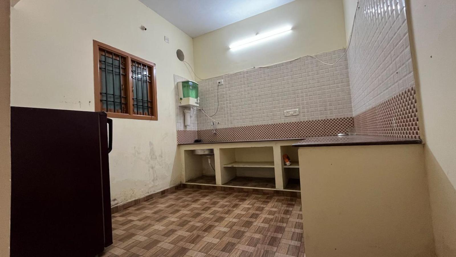 Shri Sai Balavany Residency 퐁디셰리 외부 사진
